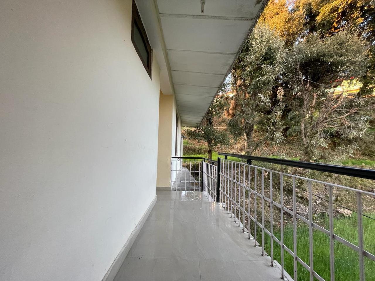 The Lake Cottage By Vrb Hotels Dharamshala Exterior photo